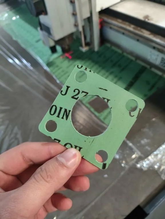Tấm bìa amiăng dày 4 mm — z7835967515916 a43f5b163239a447313910c848acc4e3