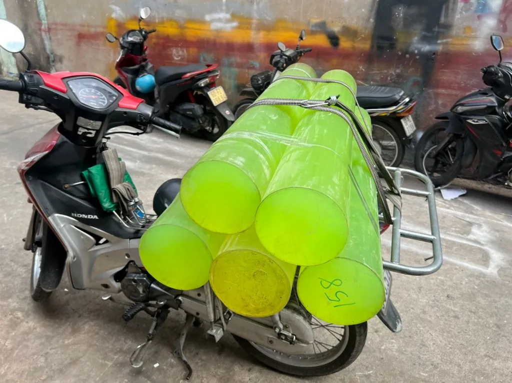 Nhựa PU cây tròn đặc phi 70 mm — phi 160