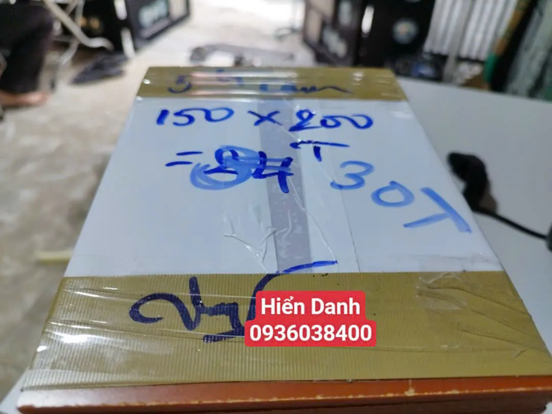 Tấm nhựa Phíp dày 3 mm — 150x200