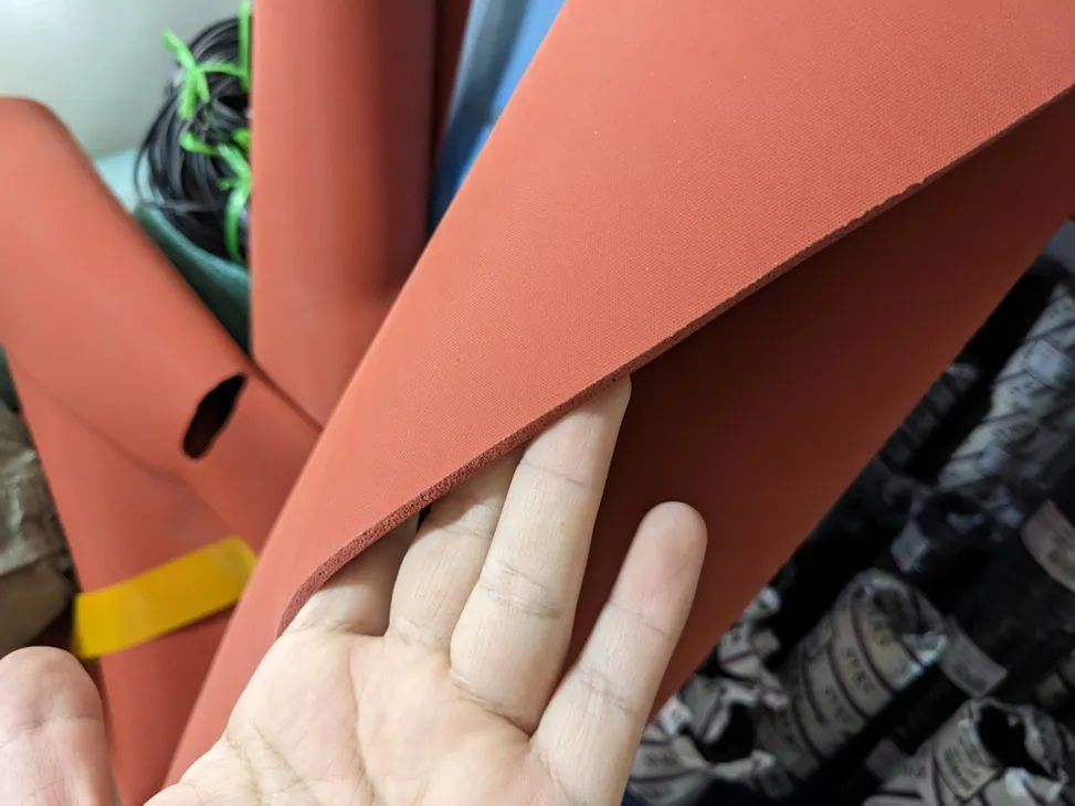 Tấm nhựa Silicone dày 3 mm — xop do 3